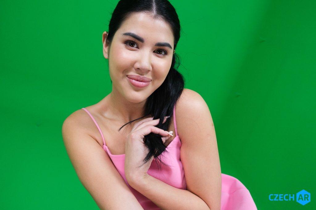 Lady Dee AR Face Sitting 1